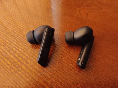 هدفون بلوتوثی کیو سی وای مدل Melobuds ANC HT05