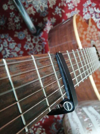 کاپو گیتار میدئال مدل TR-X