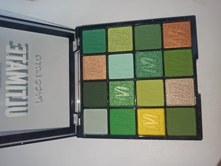 پالت سایه چشم میس لارا مدل G