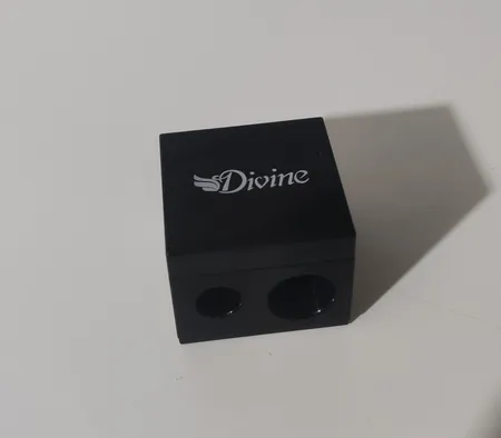 تراش آرایشی دیواین مدل 02