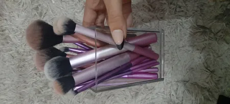 استند لوازم آرایشی مدل M