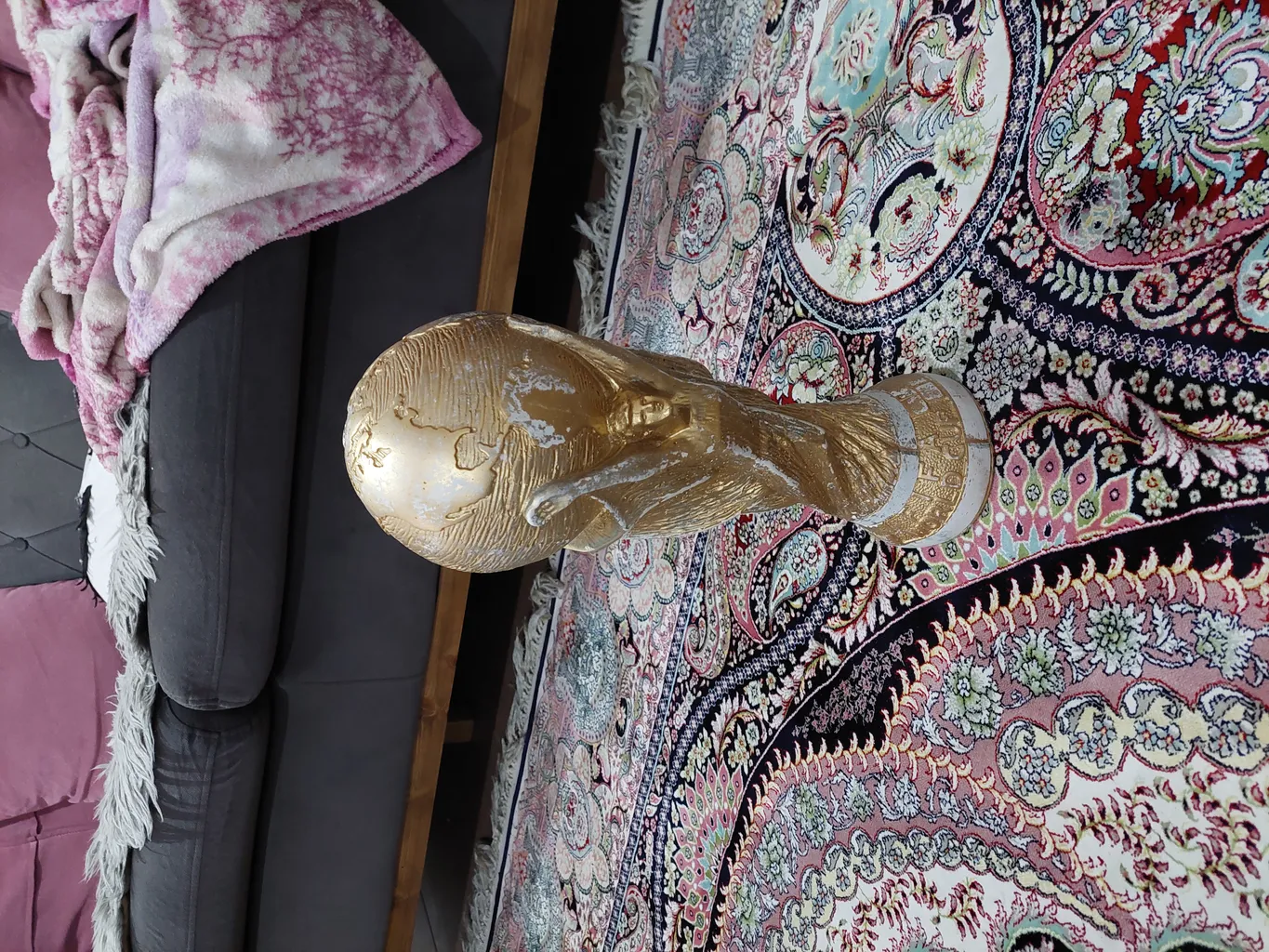 مجسمه گالری هنری کهن مدل کاپ جام جهانی