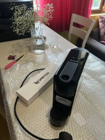 اسپرسوساز نسپرسو اسنزا کروپس Essenza Mini Krups
