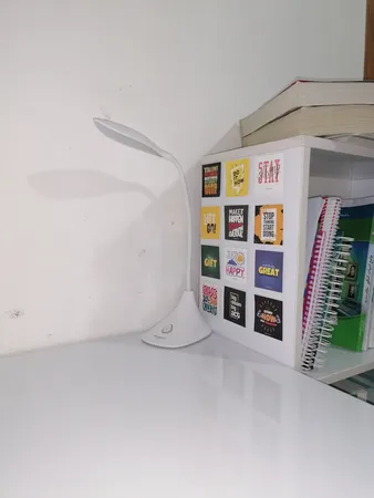 چراغ مطالعه کامی سیف مدل KM-6695