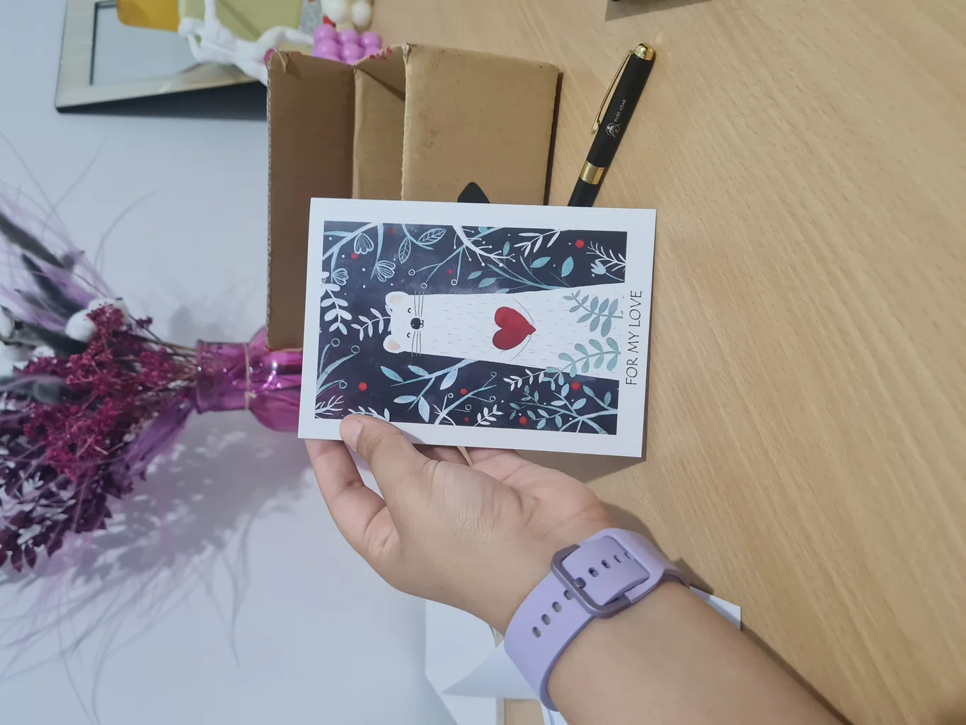 کارت پستال مدل عاشق