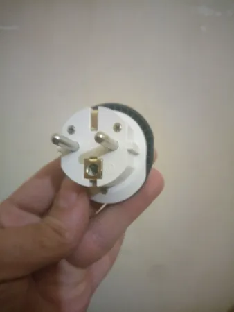 مبدل برق دیپلمات کد 056