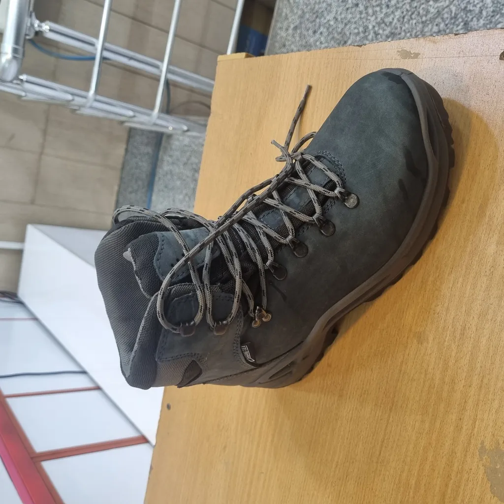 کفش کوهنوردی چرم عطارد مدل چرم طبیعی کد SHK03