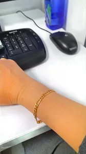 تجریه خرید دستبند طلا 18 عیار زنانه مدل 018 طرح فیگارو