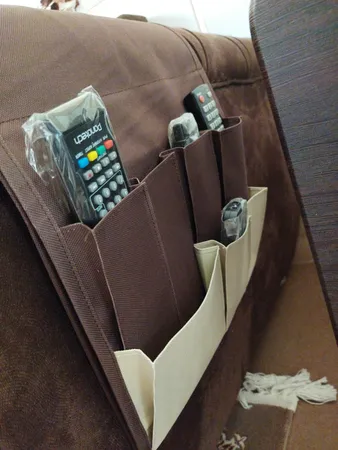 جای ریموت کنترل مدل CR2