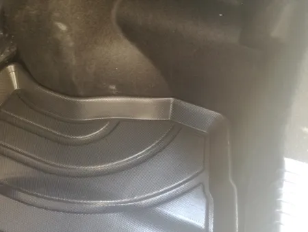 کفپوش سه بعدی صندوق خودرو پانیذ مدل MH مناسب برای کوییک