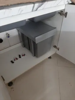 سطل زباله کابینتی مدل کلاسیک گنجایش 50 لیتر