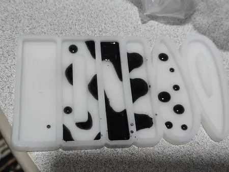 قالب رزین مدل گیره مو طرح کلاسیک کد SIM1