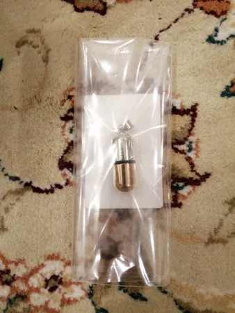 آویز گردنبند مردانه طرح کپسول مدل Kp-01