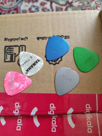 پیک گیتار مدل دانلوپ ضد تعریق بسته 5 عددی