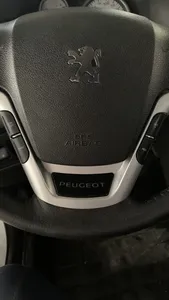 تجریه خرید آرم سه بعدی فرمان آرسی زد اسپرت مدل PEU207 مناسب برای پژو 207new