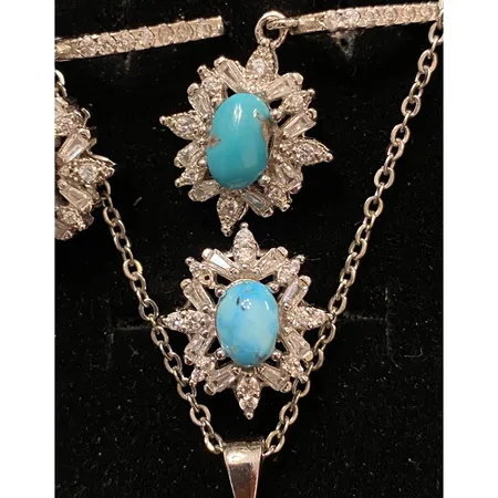 نیم ست نقره زنانه کد AV014