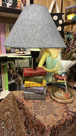 آباژور
رومیزی طرح کتاب 5 طبقه کد B5