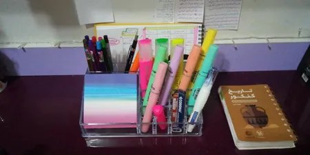 استند لوازم آرایشی مدل Ro01