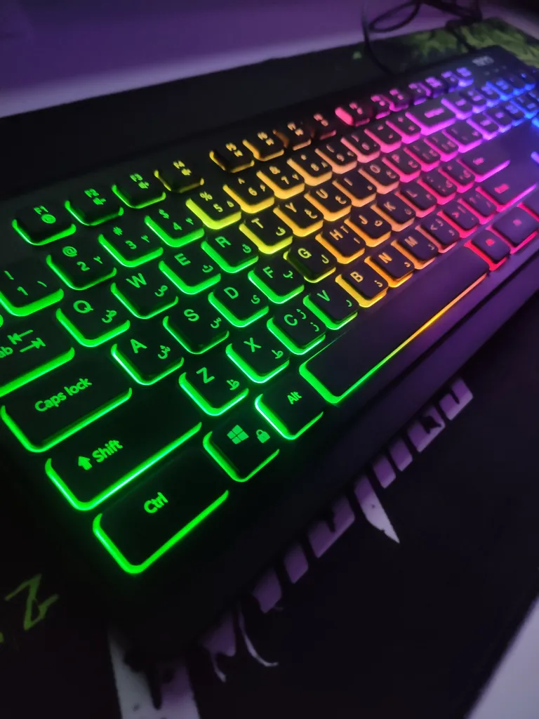 کیبورد گیمینگ تسکو مدل TK 8031، سوییچ ممبران، Full-Size، نورپردازی RGB