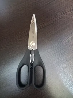 قیچی آشپزخانه چندمنظوره ترامونتینا مدل 25922108