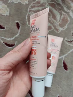 کرم دور چشم رنگی پرودرما سری Eyevest مدل Anti Wrinkle Spf 30 حجم ۲۰ میلی لیتر