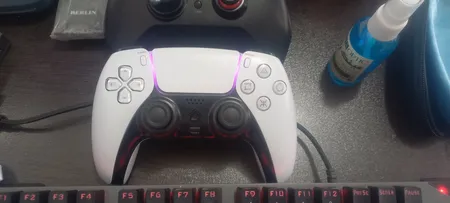 دسته بازی پلی استیشن 4 مدل T28