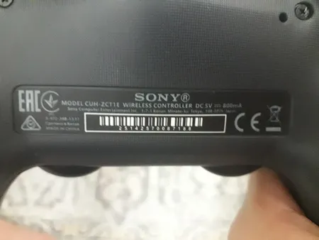 دسته بازی پلی استیشن ۴ مدل DUALSHOCK CUH-ZCT2E