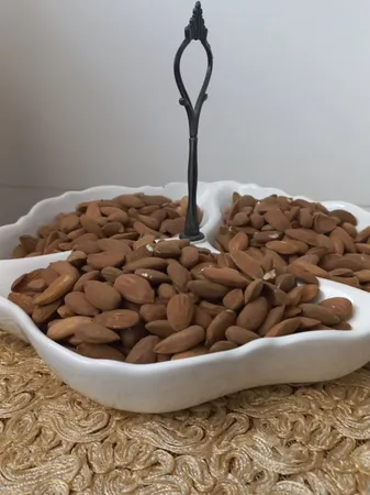 بادام خارجی نات لاین - 650 گرم