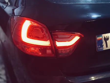 چراغ خطر عقب نورگستر مدل پلاس مناسب برای کوئیک بسته 2 عددی