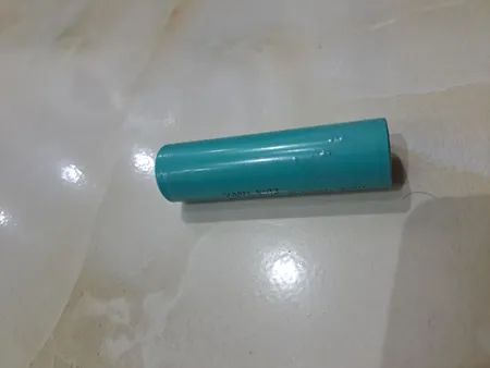 باتری لیتیوم یون قابل شارژ سانی بت مدل HP-10C-18650 ظرفیت 2000 میلی آمپر ساعت