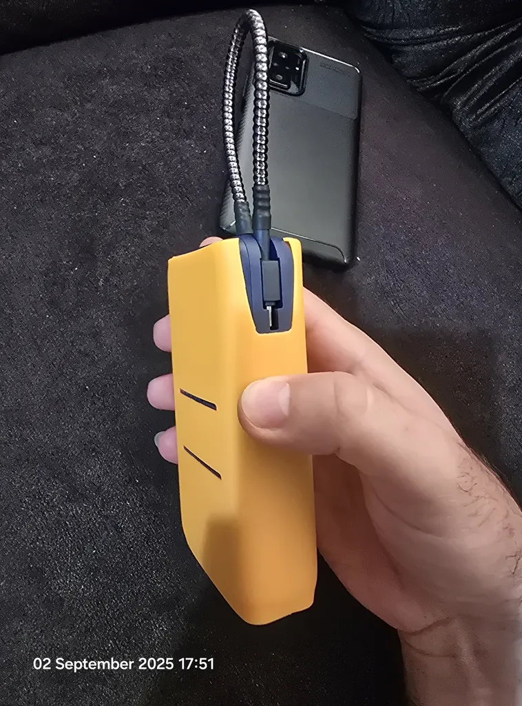 پاوربانک 33 وات شیائومی مدل PB2030MI ظرفیت 20000 میلی آمپر ساعت