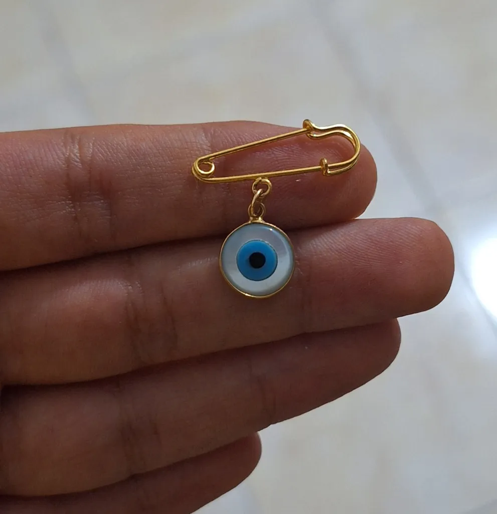 سنجاق سینه طلا 18 عیار دخترانه و پسرانه مایا ماهک مدل MP0034 طرح چشم نظر