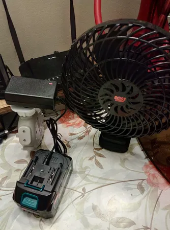 پنکه شارژی رومیزی باس مدل LIFE-STYLE