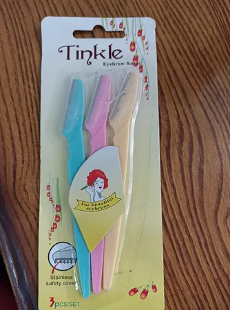 تیغ اصلاح ابرو تینکل کد 006 بسته 3 عددی