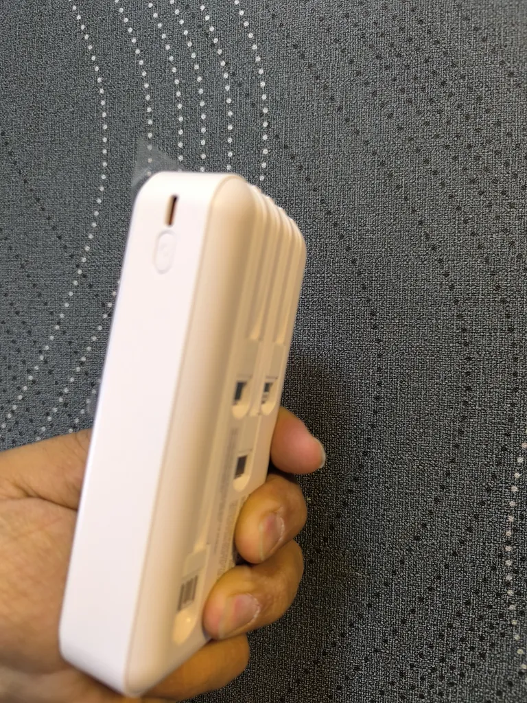 پاوربانک ویکام مدل WP-66 ظرفیت 20000 میلی آمپر ساعت