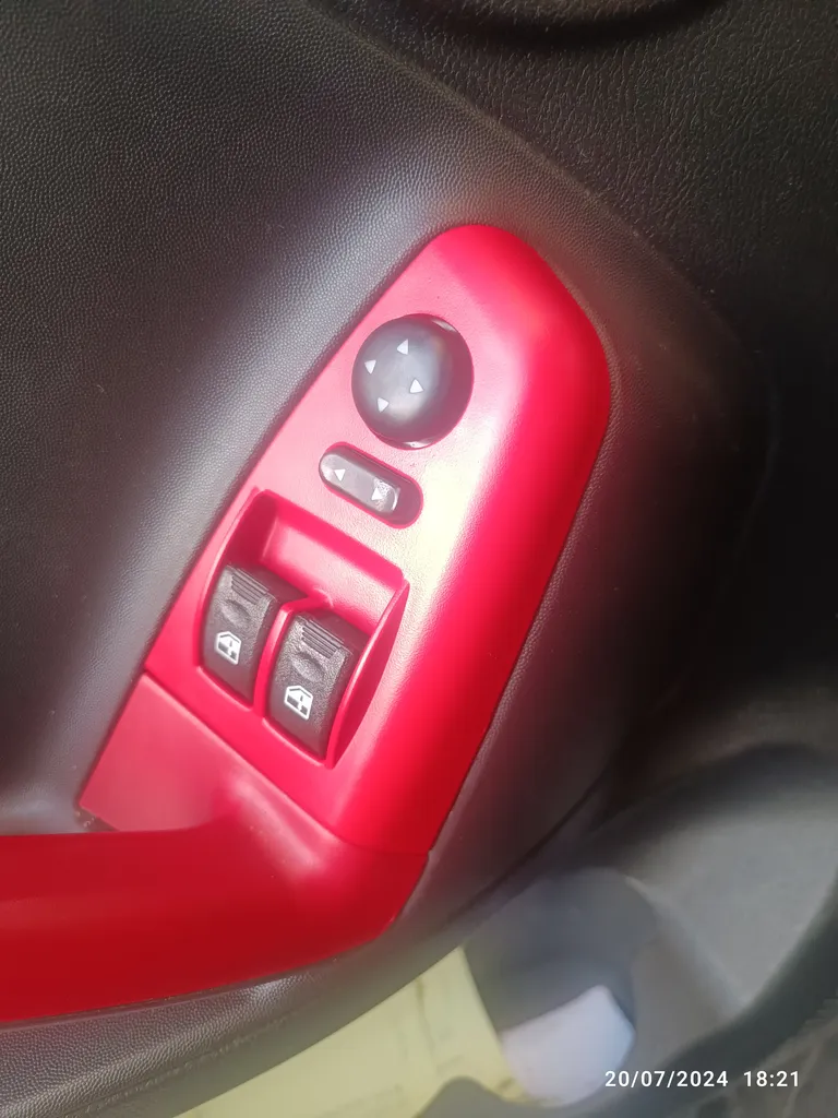 کلید تنظیم آینه کاوج مدل 02 مناسب برای پژو 405