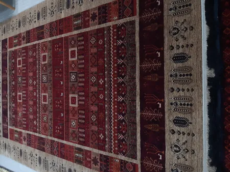 فرش ماشینی هیوا طرح خزان کد 430 زمینه بژ