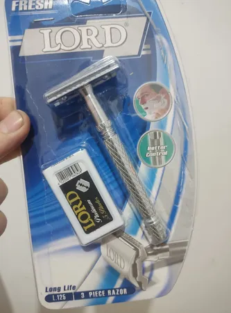 خود تراش لرد مدل L.122C