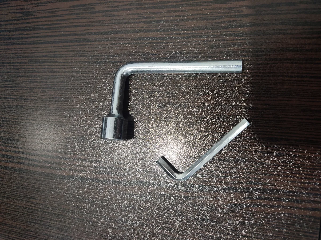 پایه نگهدارنده لپ تاپ ارلدام مدل LAPTOP STAND EH257