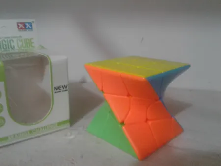 روبیک مدل استوانه پیچ خورده