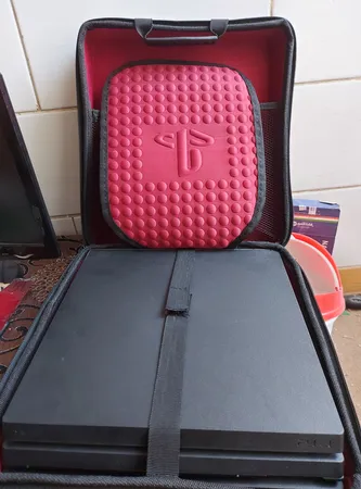 کیف حمل پلی استیشن 4 Pro طرح GTA