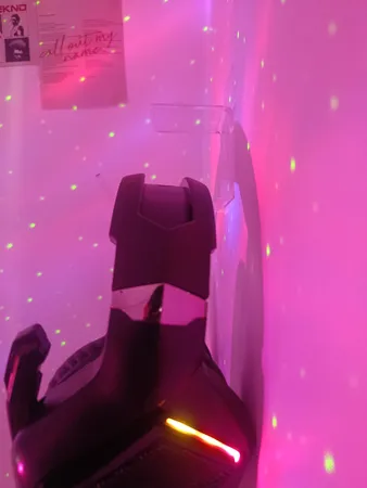 پایه نگهدارنده هدفون مدل He39