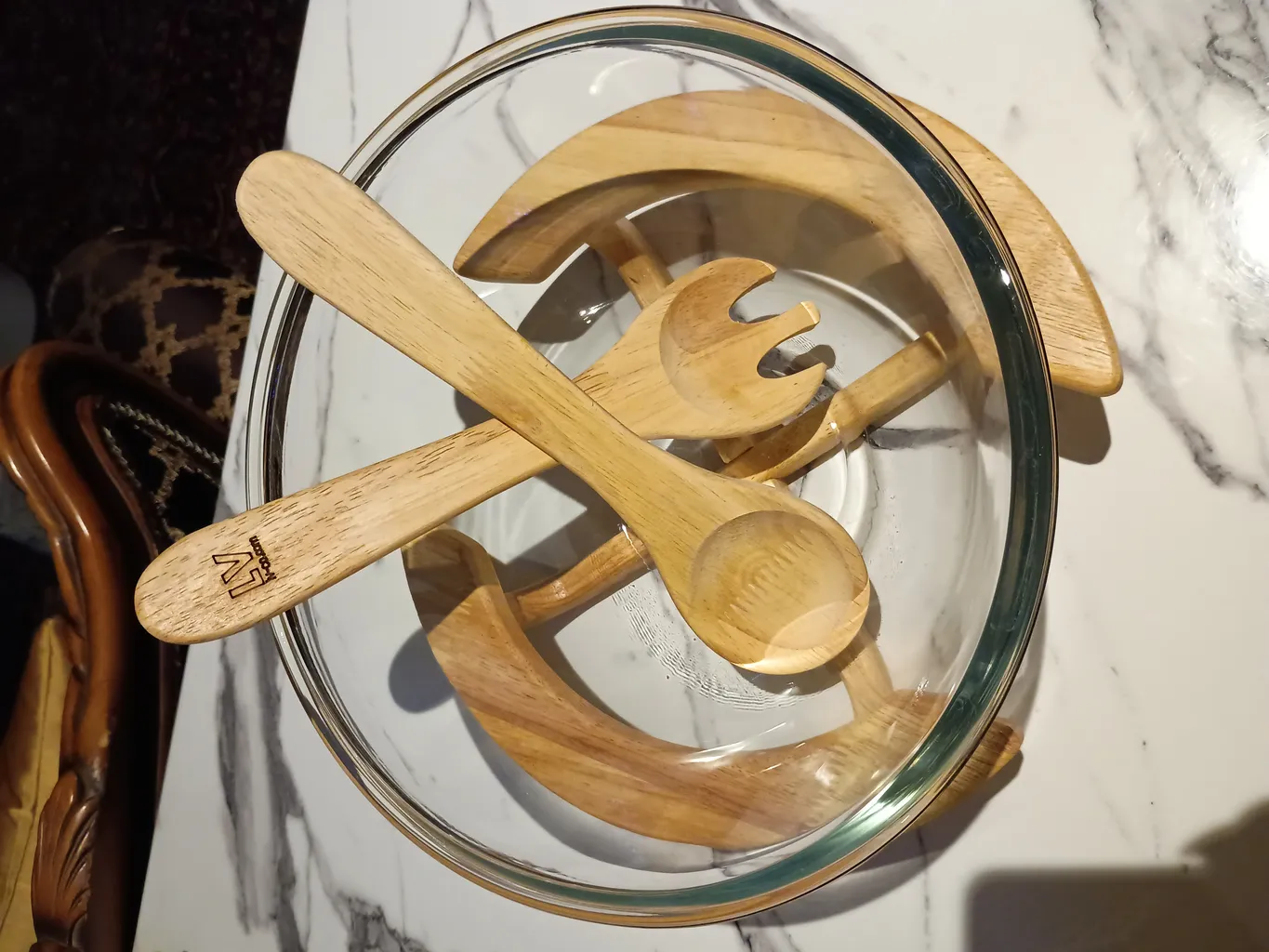 ظرف سالاد ال وی کد 6353461460536 به همراه قاشق و چنگال