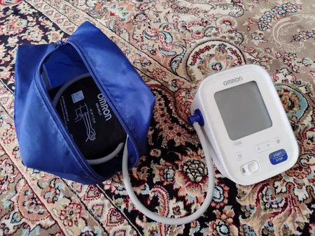 فشارسنج دیجیتال بازویی امرن مدل M3