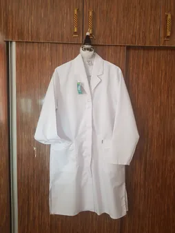 روپوش پزشکی زنانه مدل کیمیا 110
