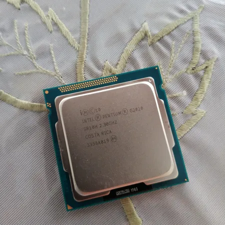 پردازنده مرکزی اینتل سری Ivy Bridge مدل Pentium G2020 Tray