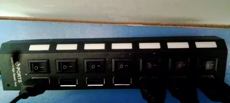 هاب یو اس بی 7 پورت همراه با کلید قطع و وصل