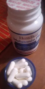 تجریه خرید کپسول ملاتونین پلاس هلث برست 30 عددی