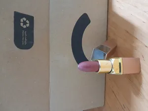 تجریه خرید رژ لب جامد مرو شماره ۱۱۷