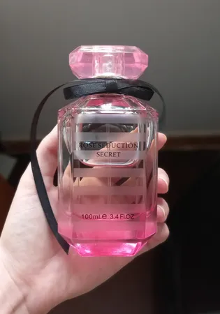 ادو پرفیوم زنانه فراگرنس ورد مدل Rose Seduction Secret حجم 100 میلی لیتر